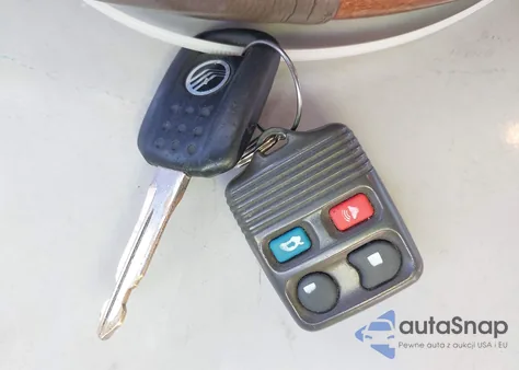 2004 Mercury Grand Marquis Ls from USA, damaged, VIN 2MEFM75W84X603031